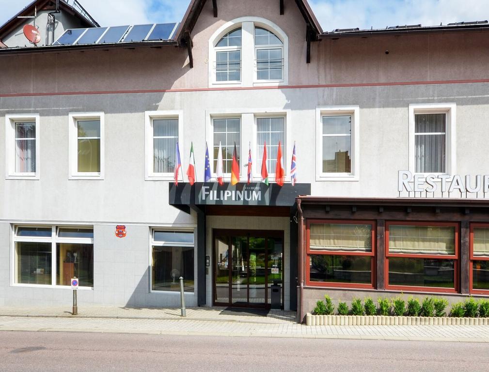 Hotel Filipinum Jablonné nad Orlicí Exteriör bild